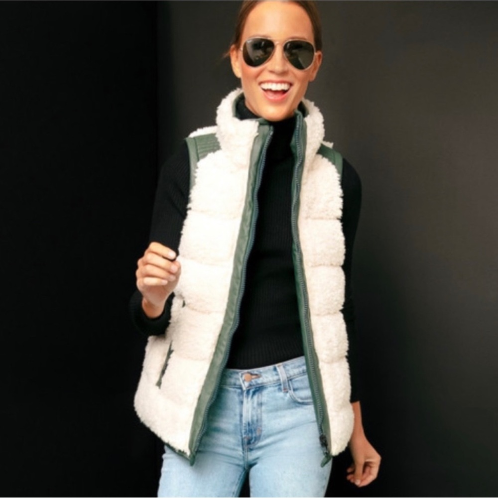 Tuckernuck NEW leather & shearling reversible Beckham vest green & white